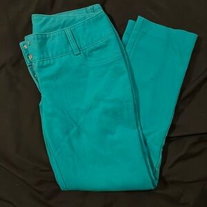 Turquoise green capris size 3/4